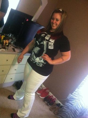 23 yr old Mommy to a beautiful 5 yr old Princess, and Engaged to a wonderful man Mr.Haze Happy #TeamPaperChaser