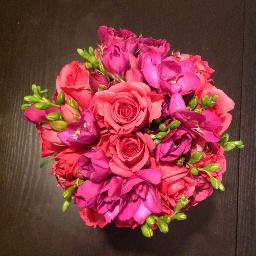 newly started floral business in the Bay Area, CA, specializing in arrangements for events and weddings.