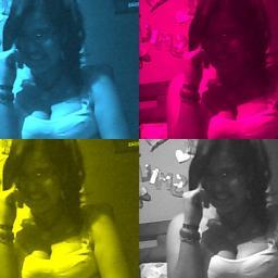 Que importa la distancia? La distancia separa cuerpos, no corazones ♥ 

+ Se feliz a pesar de todo*-*