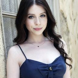 Past servant of @IRollTheDice, now, beloved daughter. Don Giovanni saved my life twice, and for that, I am forever in his debt. #single #vampire #RP