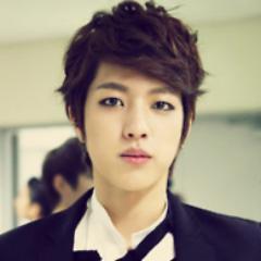 INFINITE Lee seongyeol 성열

방송국
| Infinite's Choding | 91 Liner
@_sugarrushrp \m/