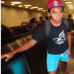 lailaiong's profile picture. 