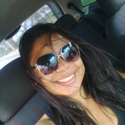 Uma simples Gestora de Recursos Humano.Morena com sorriso no rosto,nordestina,cearense,apaixonada pela minha familia e meus amigos de verdade, poucos então.