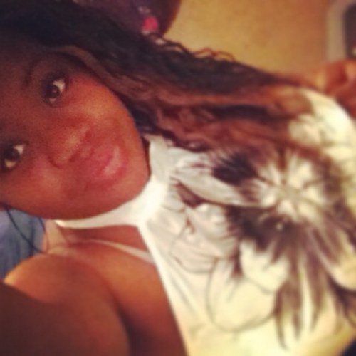 Im Just me ive been hurt so many times i dont trust no dide i only han and mess with 2 people anything else ask ;) 3