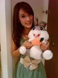 Fanbase of @aureliadevinov | Keep Calm And Support @aureliadevinov | Anniv Tanggal 19 Mei | Devingers? Follow Us ^^