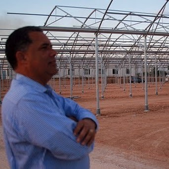 Católico comprometido con el Amor de Dios, Ingeniero Agronomo, Horticultor, Plasticultor, Amante de la Naturaleza, de la Familia, de la Vida....