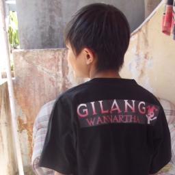 #Givers yang Selalu dukung Gilang Wahyuda Wannartha sang 7 besar Idola Cilik 2013. |
Followed by @Gilangwannarth1 on 12-02-2013.