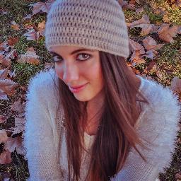 Felizmente Artista - Produccion - Profesora de Ingles ''Usa tu don y tu sueño para hacer el bien''/ Equipo de produccion @ladobdelmusical