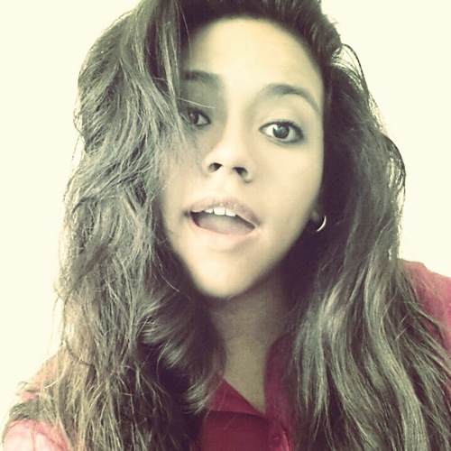 Follow me on instagram! @claudiaherrs