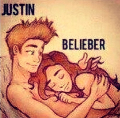 Justin Bieber is the best Idol, He is sweet, friendly and perfect ;)