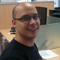 Desarrollador pro-agile, aspiring craftsman, y orgulloso papá