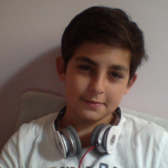 j'ai 13ans jmappelle ANIL je follow back tous seut qui me follow