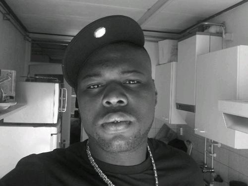 Rapper//Producer//Reason Abuser A.K.A Mr. Make You Sound Better Then Usual