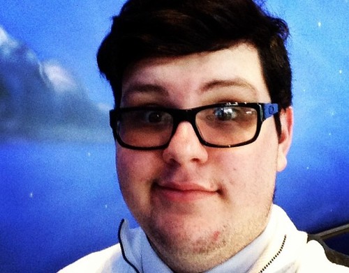 Hello I'm Liam, 19 years old. I usually follow back unless you look creepy