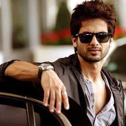 music lover, movie buff, a food & travel enthusiast, proud son..............