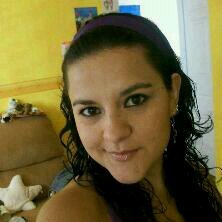 Hanwi_'s profile picture. Amante de la naturaleza humana, de lo posible y lo imposible, de las caricias, las imágenes, la música y las palabras.