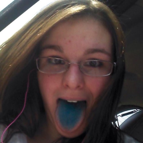 MY name is Kailey Marie Mink and i love swimming-volleyball-and track! also i love my boyfriend