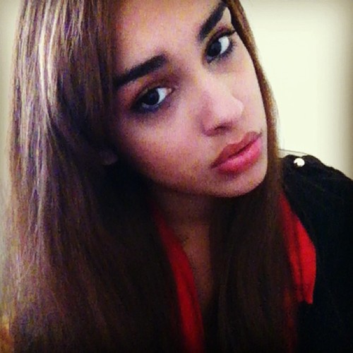Sexy Female Geek. Feisty, Feminine & a Fierce Weirdo. Certified Open-Source Proponent. My DM is faulty :(. .Lebanese Dad. .Nigerian Mom  ^_^