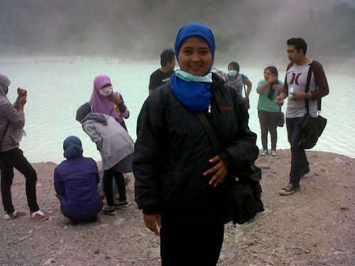 Saya guru fisika di SMA