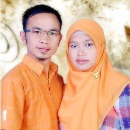 In love, no need to find someone perfect, but someone who loves what they are, who make you feel perfect.