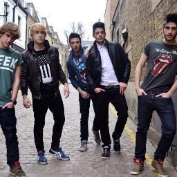 Nuestro destino: Llegar al número 1. Nuestra prioridad: Ver felices a @DavidAuryn, @CarlosAuryn, @AlvaroAuryn, @BlasAuryn y @DaniAuryn.Y no pararemos de soñar ♪