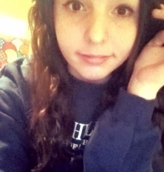 I'm Christina. I have a cat named Olivia. I have a obsession with Star Wars. I wanna Join the Navy.