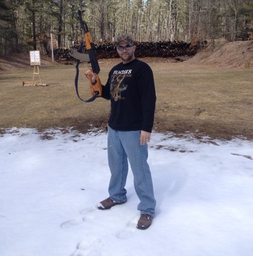 I'm an average guy who loves his family and loves to have fun. I'm also a bit of a bad ass.......jus sayin.......
