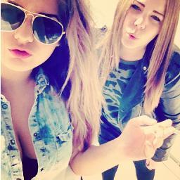 american_stylee's profile picture. I tweet models, teens, nails and fashion :]