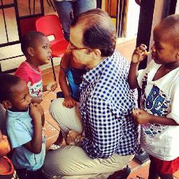 JovenesconOI's profile picture. Somos jóvenes con aspiraciones a un mejor futuro de la mono del Dr. Oscar Ivan Zuluaga Precandidato Presidencial para las selecciones del 2014 Apoyo Total!