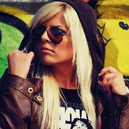 alya2205's profile picture. 