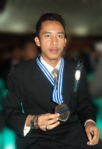 kevin_nelson03's profile picture. Kevin Andhika Nelson, SMANDU 13', POLSRI,
Sungai Penuh, Jambi .. BE your self !! you can do It !!
Just Follow me and Follow back ....