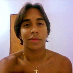 Aprendi que não posso exigir o amor de ninguém, posso apenas dar boas razões para que gostem de mim ... ¯\_(ツ)_/¯