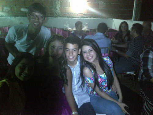 Seguiré mis creencias y defenderé mis derechos! Pero no te seguiré a ti por leer esto...=D PD: Los quiero :*