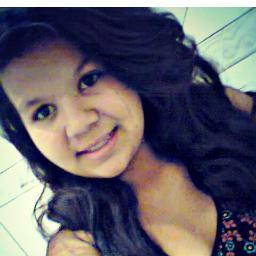 Pandaa 33
''O amor jovem, cheio de promessas, esperança… ignorando a realidade.”

Instagram: http://t.co/i36juKp99m