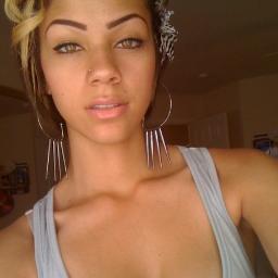 iman_will's profile picture. Entrepeneur. Like business. Starting a vegan project.