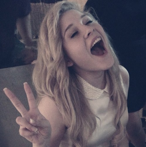 JulietteLopez_'s profile picture. my name is juliette and i used to be in woe, is me and also i like austin carlile