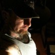 Tattoo Artist, Husband, Ninja, and Ordained Minister. Looking to meet people in the Tattoo and Adult industry for business ..