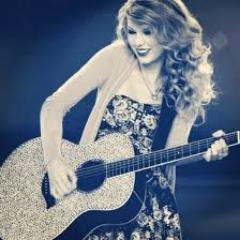 nahoosh23's profile picture. 