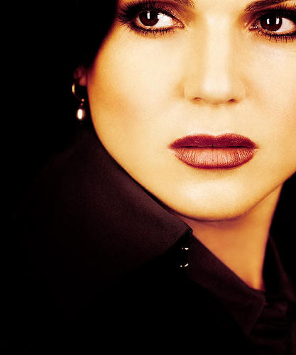 Evil_Has_Spoken's profile picture. I'm the Mayor and a Mother to Henry Mills. Don't underestimate me, the #EvilQueen #SwanQueen #DragonQueen #MayorQueen #SnowQueen #RP #Lesbian