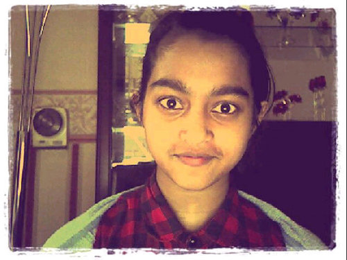 Hey its anisa tumblr: chocochipsxox Kik: its_anisaxox Ask.fm: itsanisaxox13 Bbm: 269BEDEB I'm a belieber and directioner
