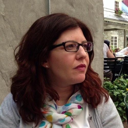 DenaL73's profile picture. 