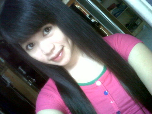 Nama: Lidya,tgl lahir: 25 maret 1998,Desa kurau Timur