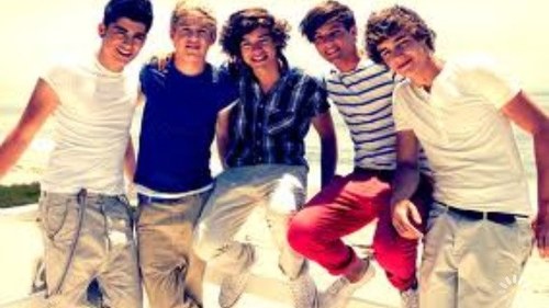 DaniVillegas97's profile picture. Directioner boy, Amo a los 5 chicos que me dan la puta sonrisa de cada dia❤ Criticame que yo se juzgarme por mi mismo❤ 1D❤ Rubio, ojos marrones. Almeria.