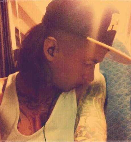 I'm Mike. Married to @tay_lucker [3/30/13] loving my twins Mike Jr,Jolie, Jose & Ryan and I play in a band called Pierce The Veil.