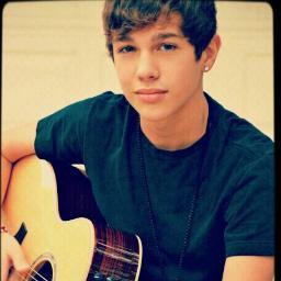 There's a lot of people in this world, yet I fell for a boy from San Antonio, Texas 3
