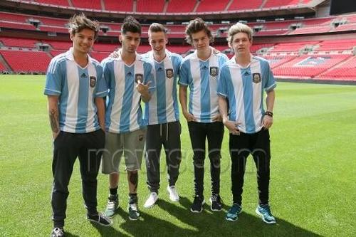 You just got a free follow from @Inspiredby_1d. Please follow @Inspiredby_1d instead & I'll follow you back on there!