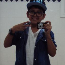 Grêmista, 10 anos, cor prefirida azul, as vezes chato, libra. Segue ai ?