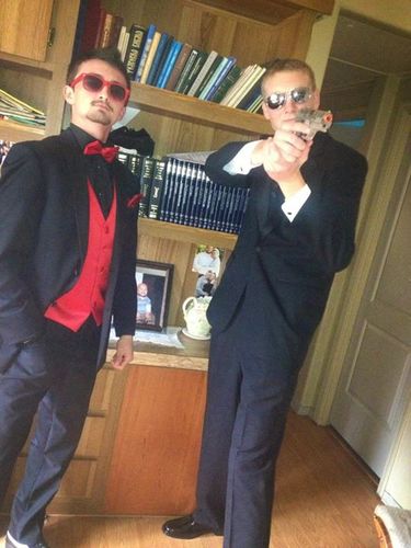 ToranAlex's profile picture. I'm a spoon full;)