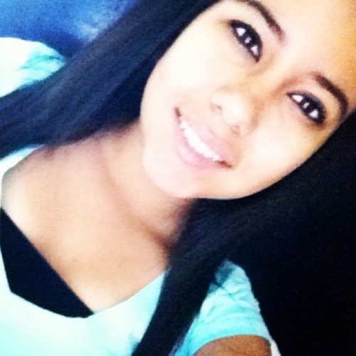 Follow me, and i'll follow you back (: ✌❤
