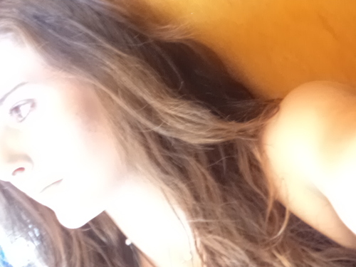 16 anos, ariana, atleta... Calma como um furacão e doce como um limão: )